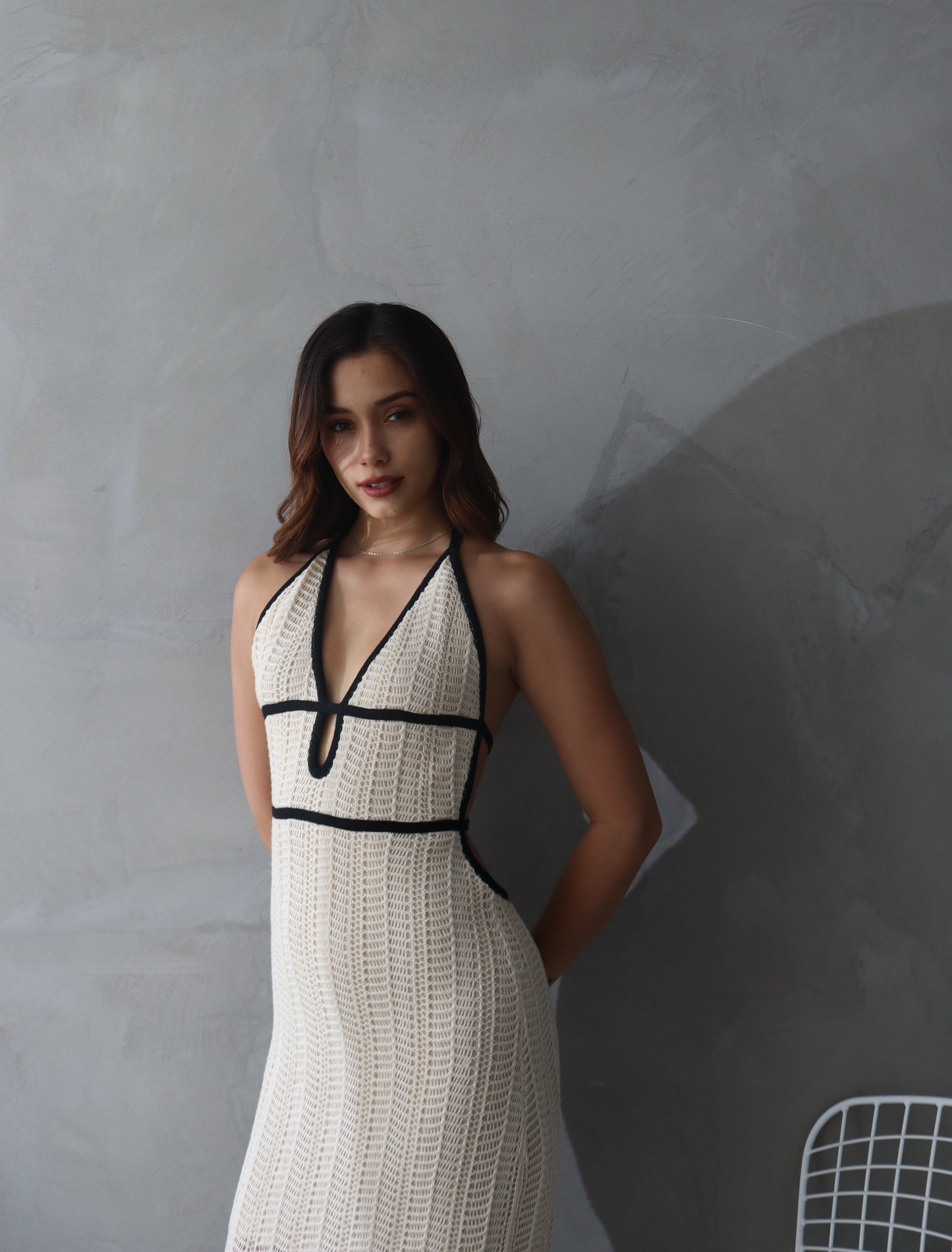 Vestido Almendra Crudo con Negro