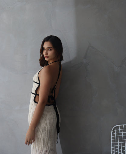 Vestido Almendra Crudo con Negro